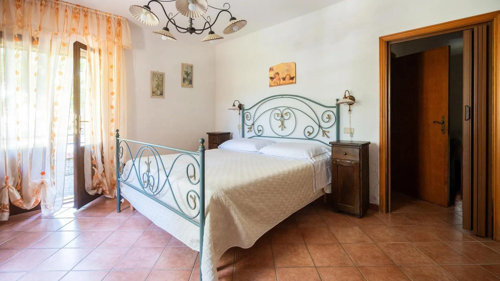 Farm stay Agriturismo Podere Ristella - Wine&Food Villa Montemassi